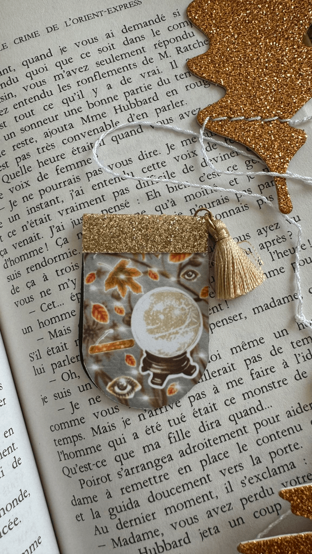 Marque-page magnétique vertical, avec un gland textile