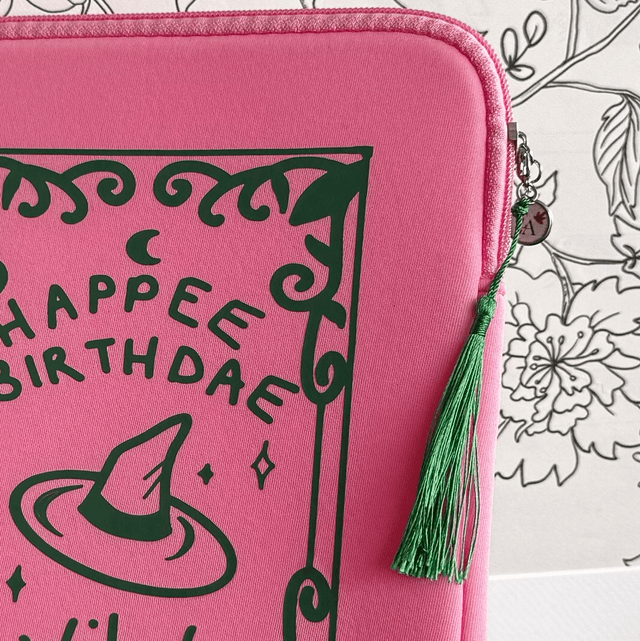 Protection IPad 11 ‘’ « Happee birthdae Witch »