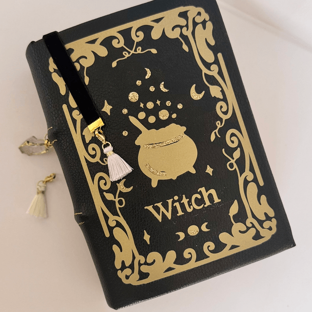 Grimoire Witch A6