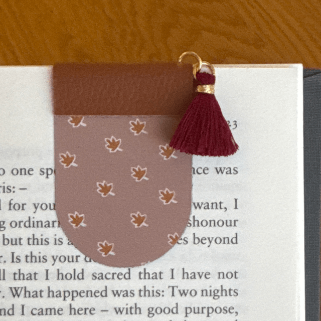 Marque-page Cosy Fall avec breloque citrouille