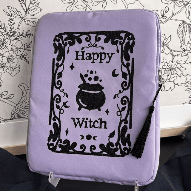Protection pour IPad ‘’ « Happy Witch »