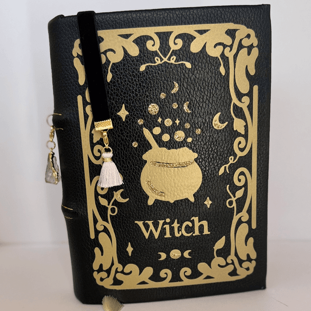 Grimoire Witch A6
